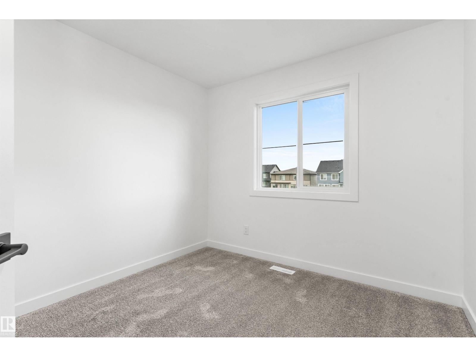 1060 CRISTALL CR SW - 24