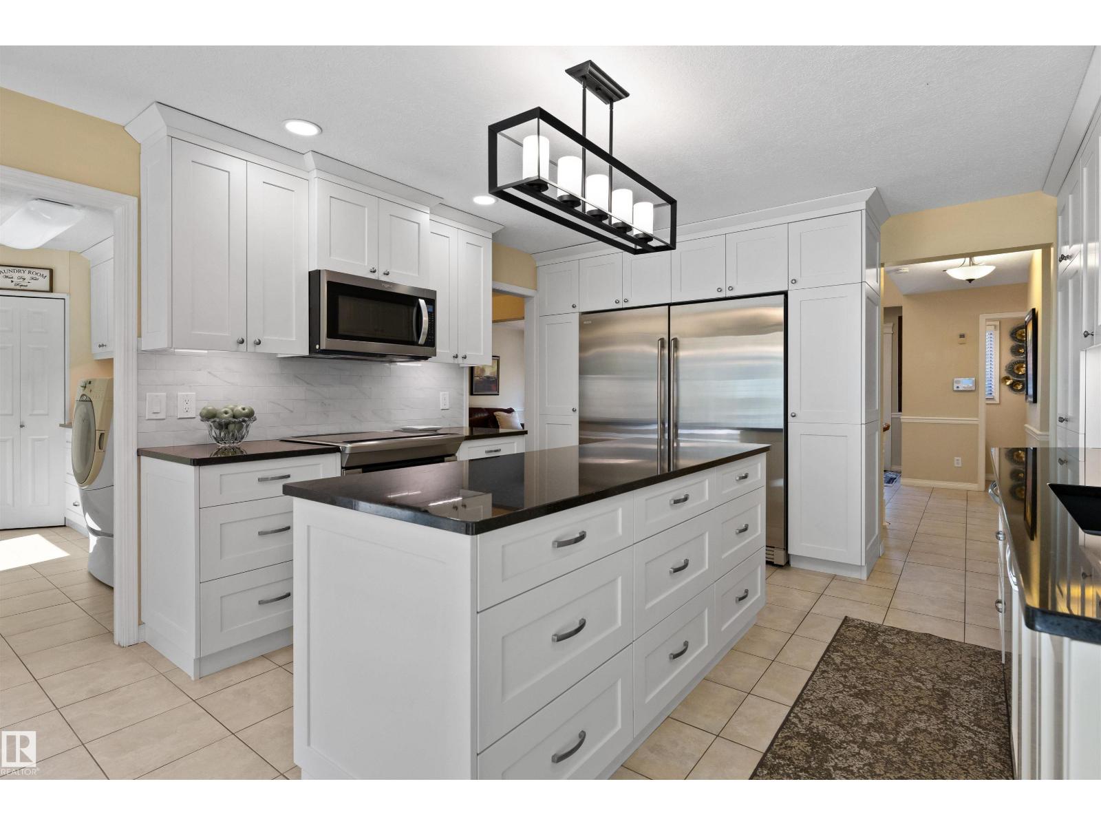 26 EASTBOURNE CL, Erin Ridge, St. Albert photo 3