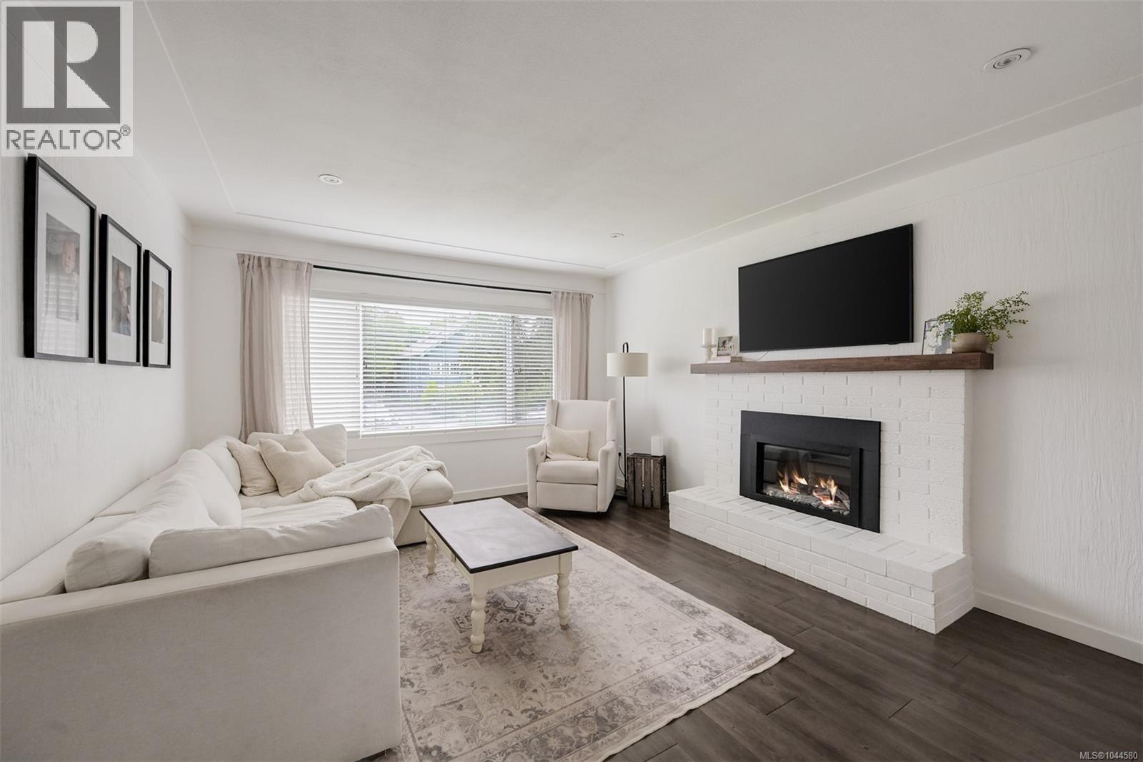  3128 Quadra Street, Victoria
