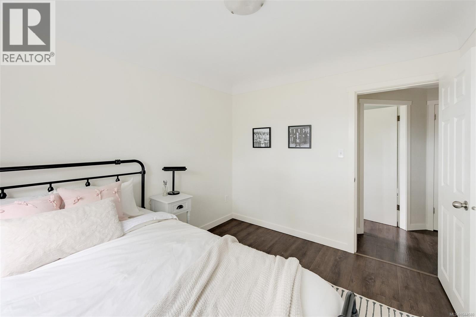  3128 Quadra Street, Victoria