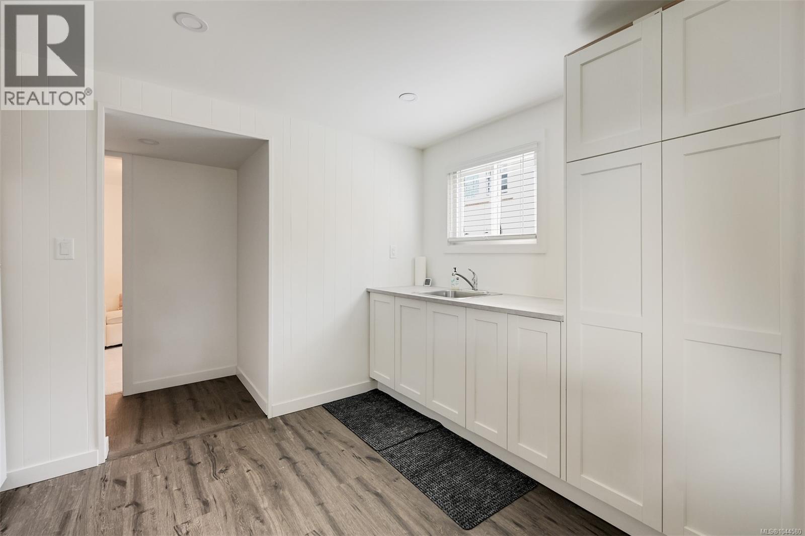  3128 Quadra Street, Victoria
