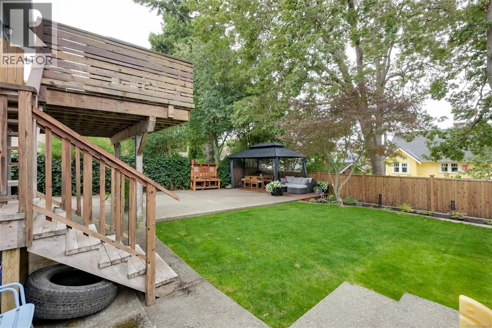  3128 Quadra Street, Victoria