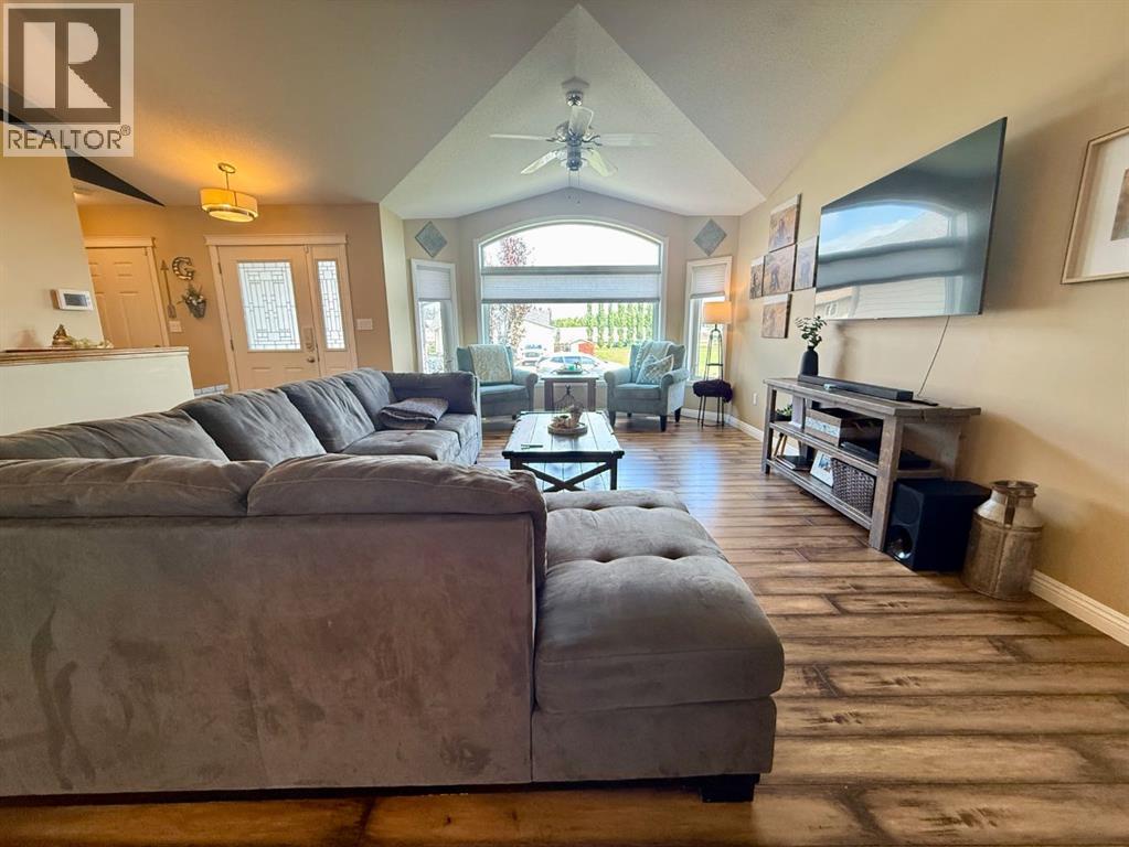4905 5 Avenue - 12