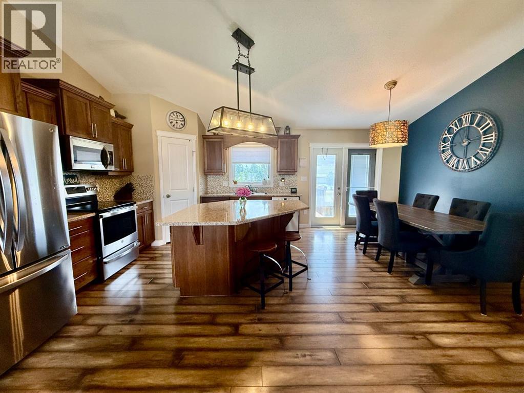 4905 5 Avenue - 8