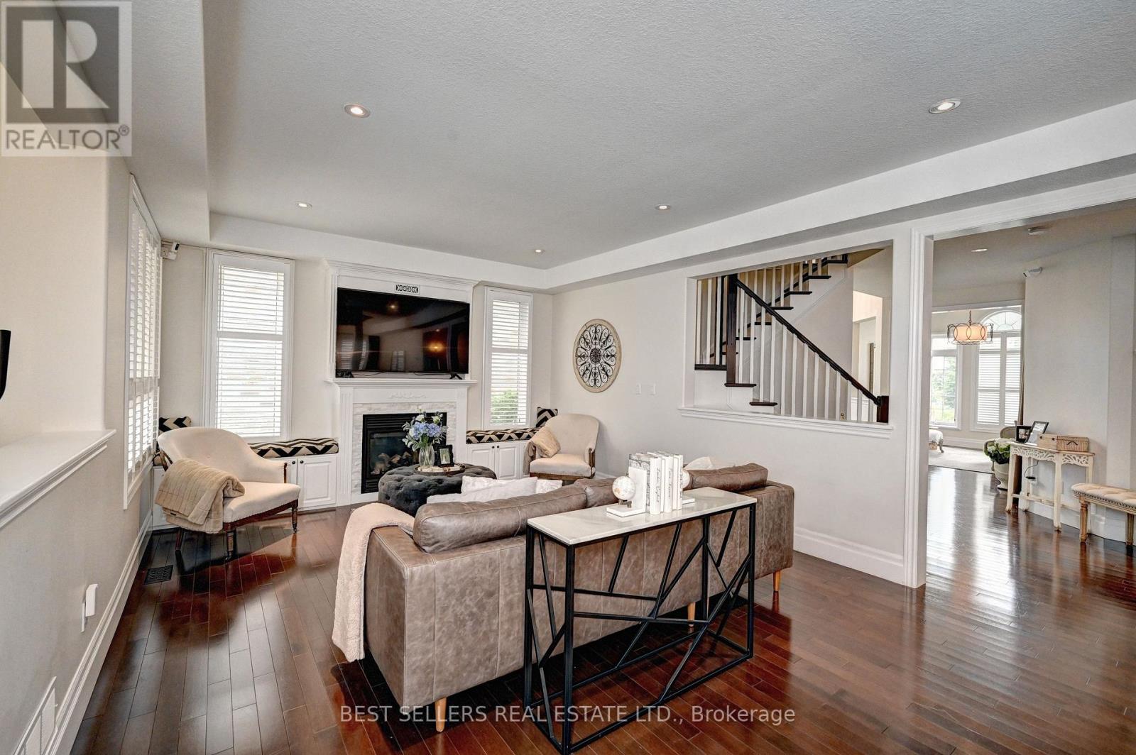12 POPHAM DRIVE - 16