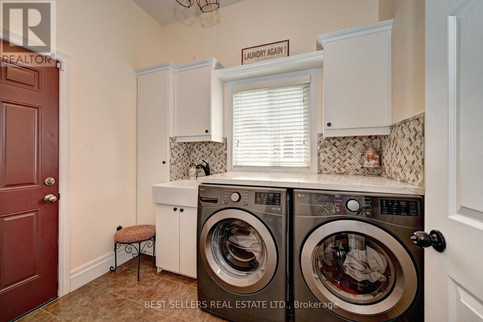12 POPHAM DRIVE - 21