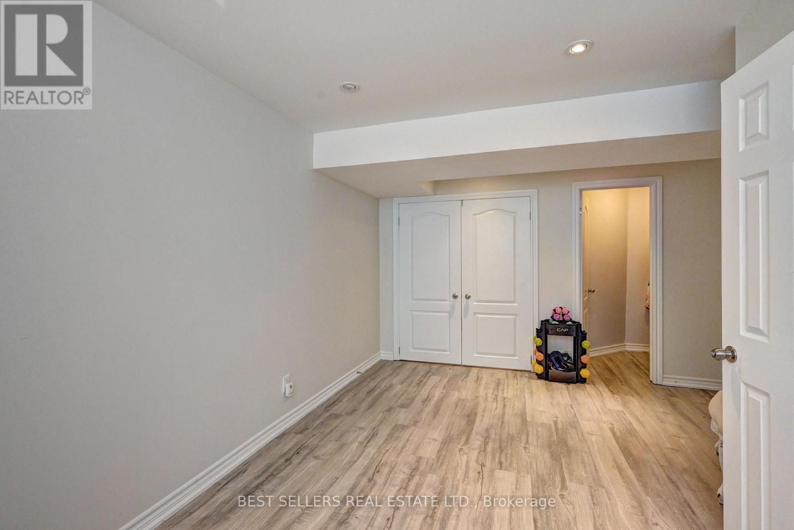 12 POPHAM DRIVE - 42