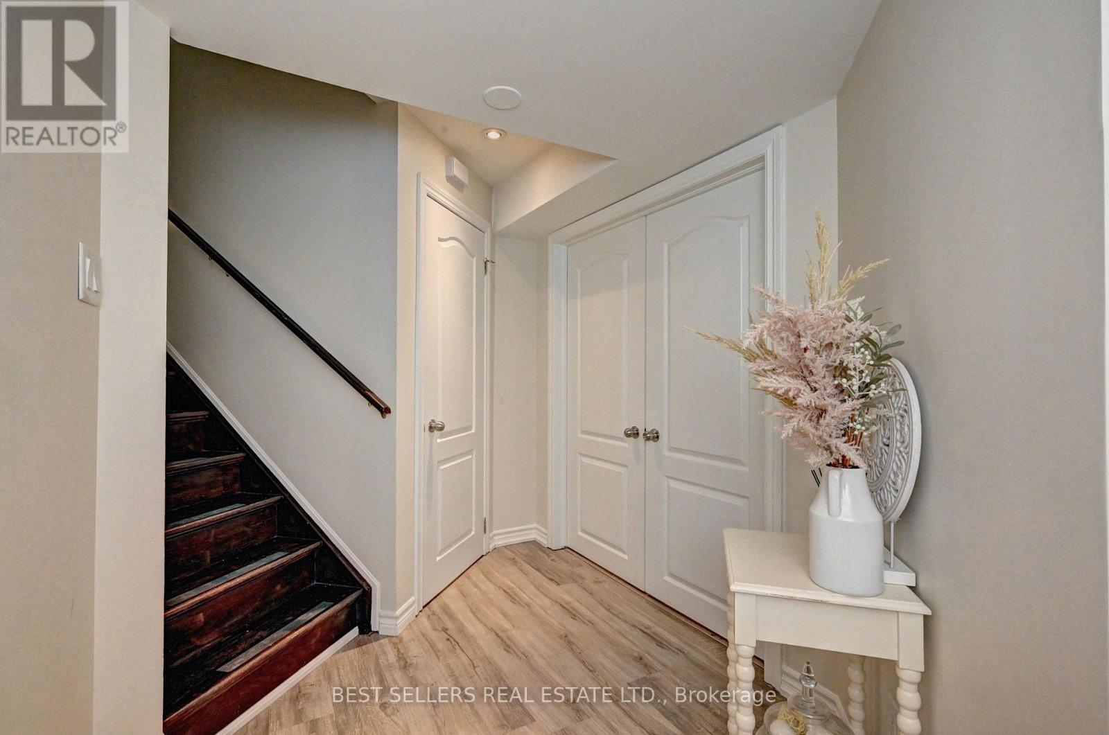 12 POPHAM DRIVE - 43