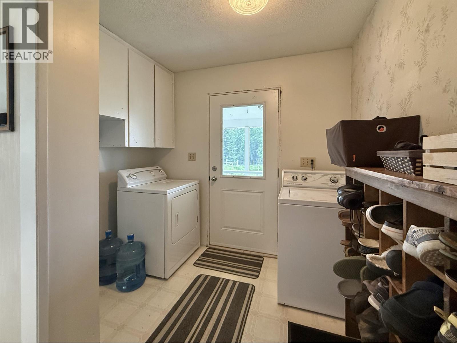 3049 CAMPBELL AVENUE - 13