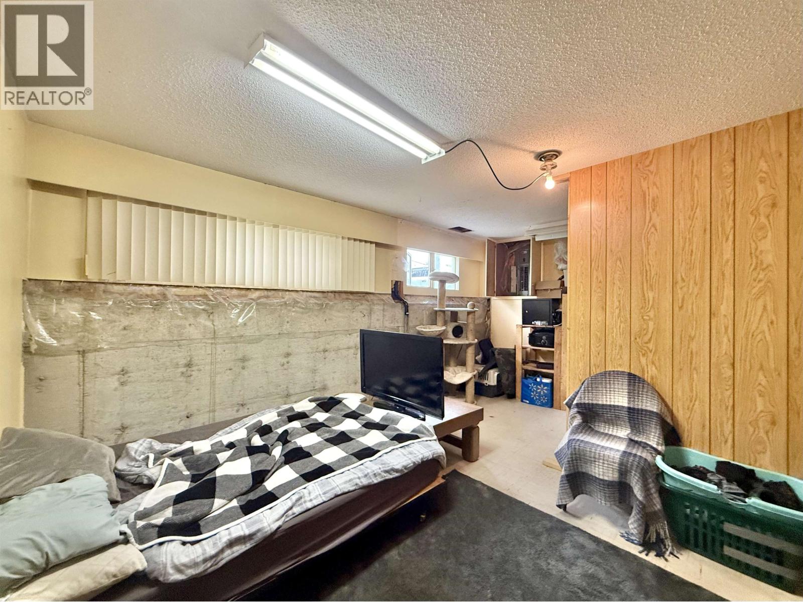 3049 CAMPBELL AVENUE - 31