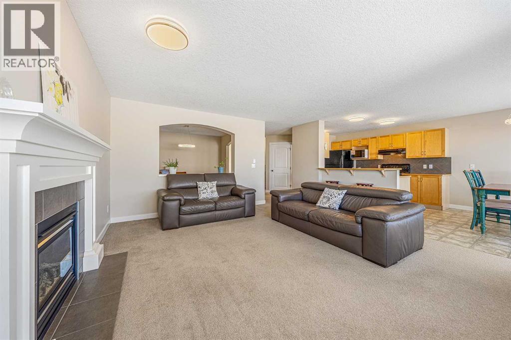 91 Bridlecrest Street SW, Bridlewood, Calgary photo 4