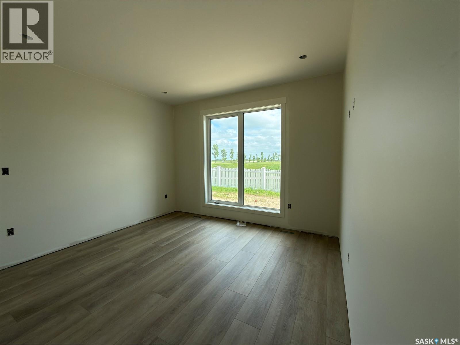858 DeLaet BAY - 14