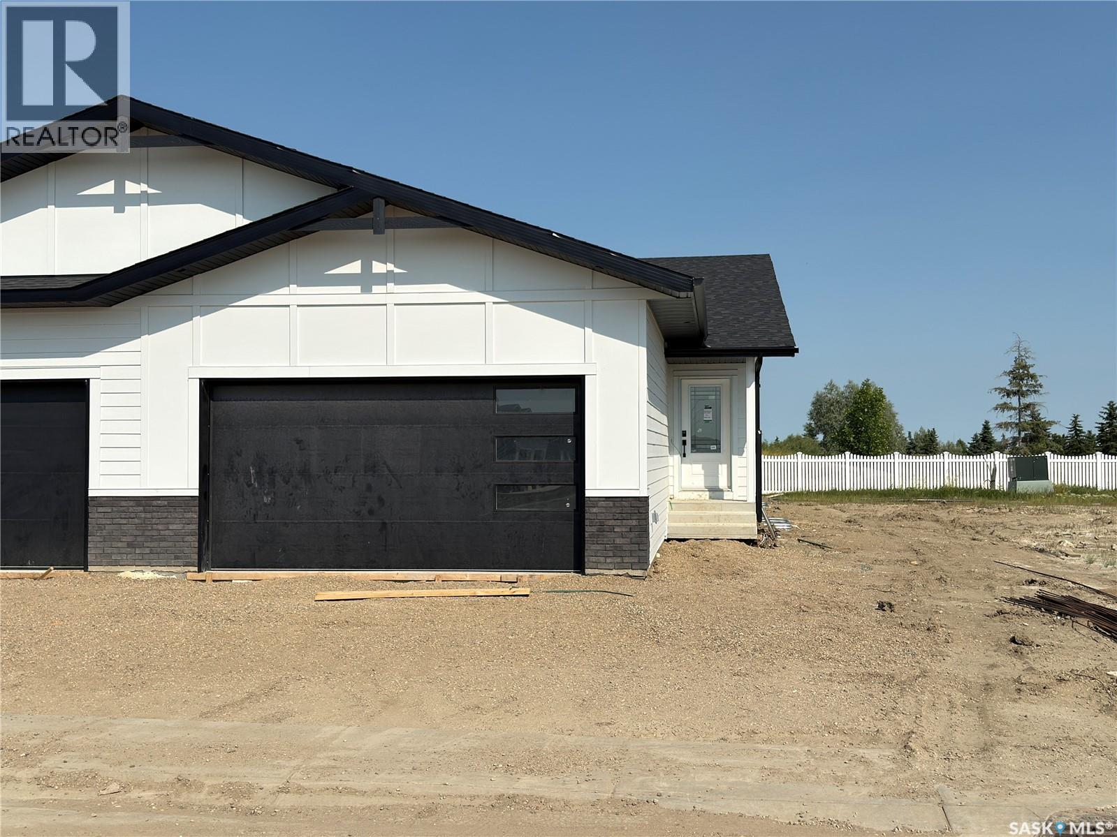 858 DeLaet BAY, Warman — photo 2