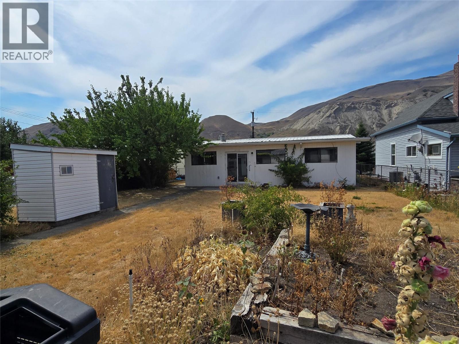 506 Bancroft Street - 27