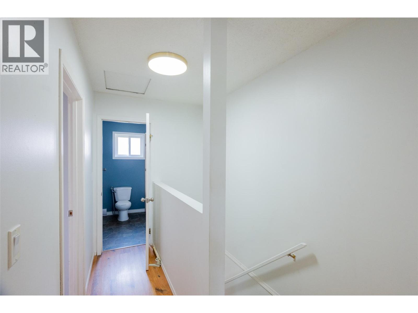 #17 1605 Summit Drive - 27