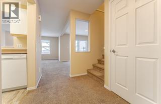 #20 1920 HUGH ALLAN Drive - 17