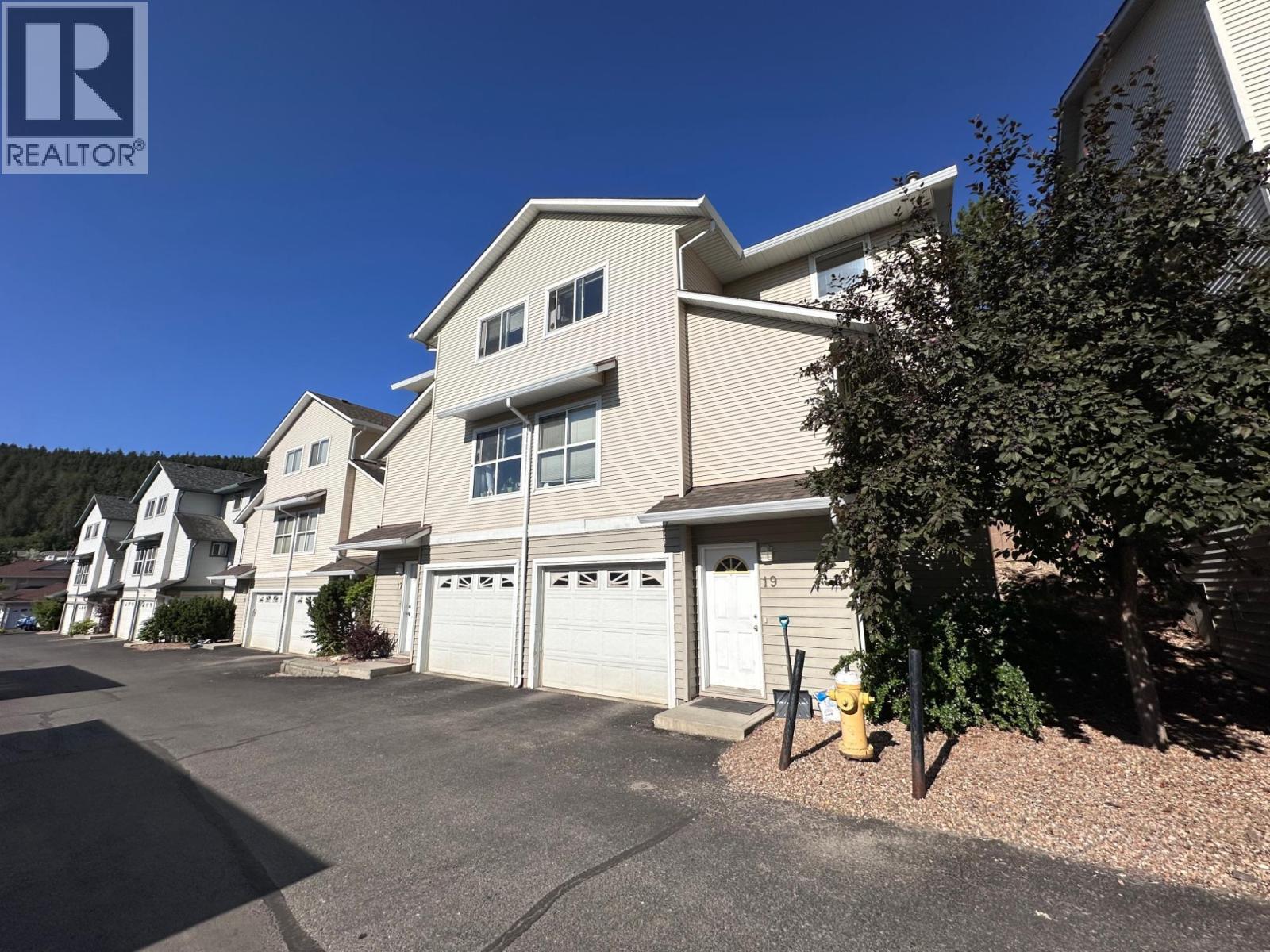 1920 HUGH ALLAN Drive Unit# 19
