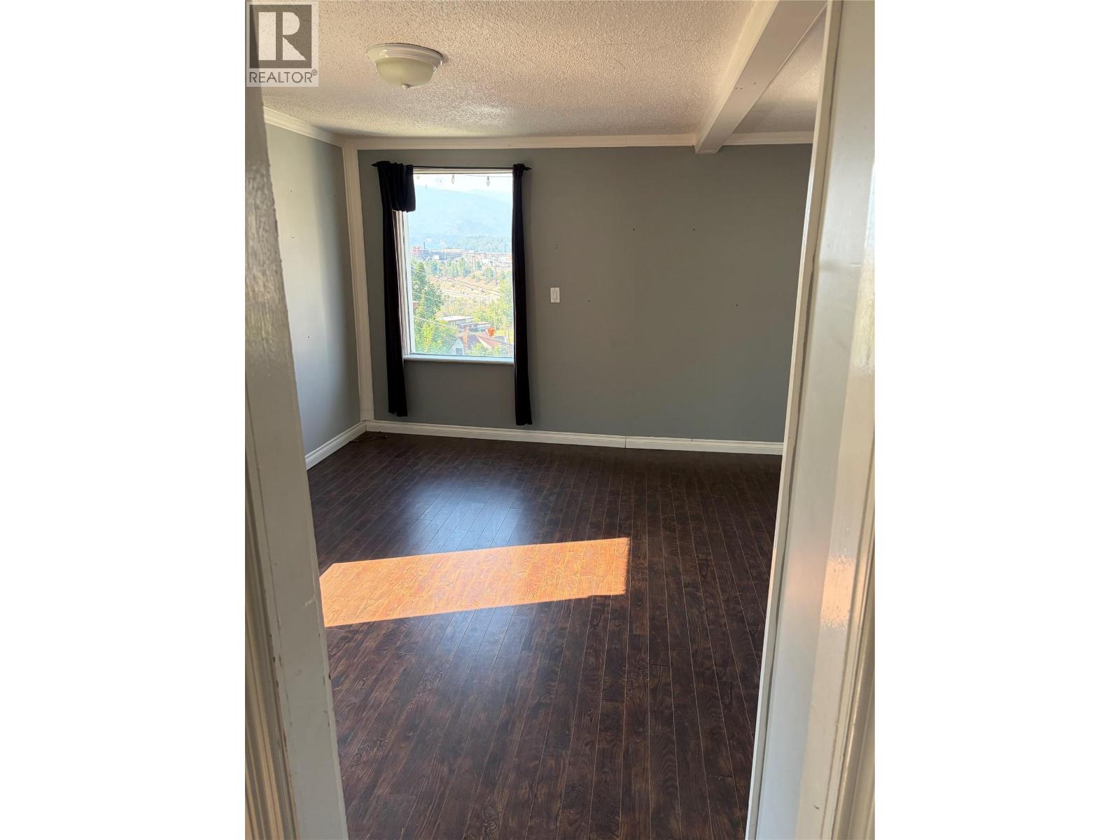 626 Hendry Street - Image 12