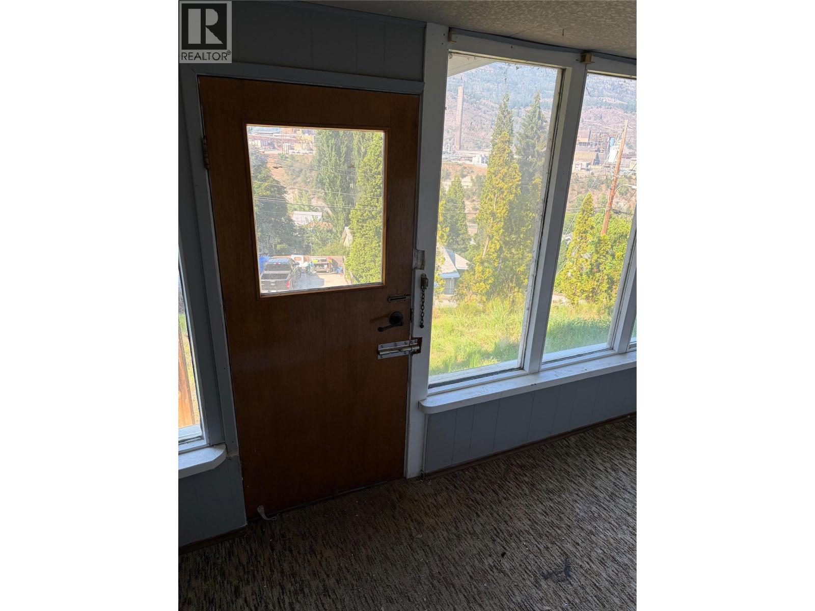 626 Hendry Street - Image 23