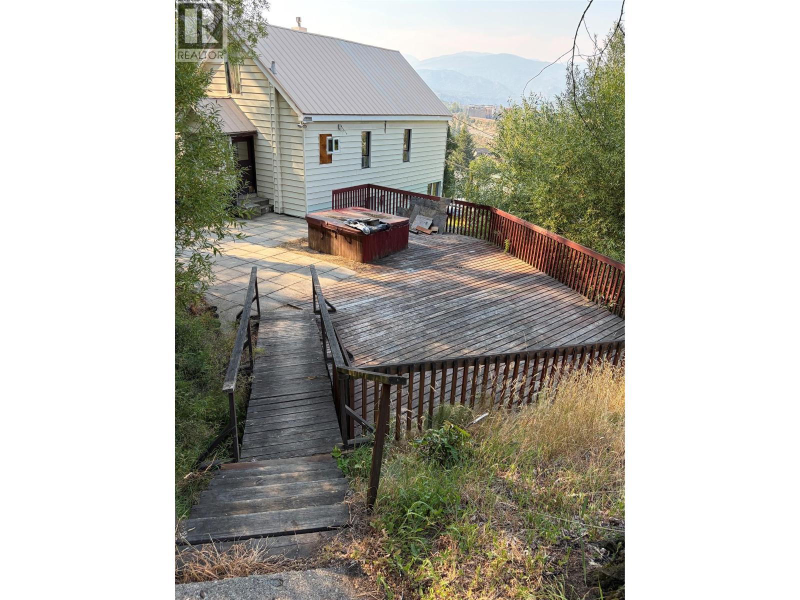 626 Hendry Street - Image 35