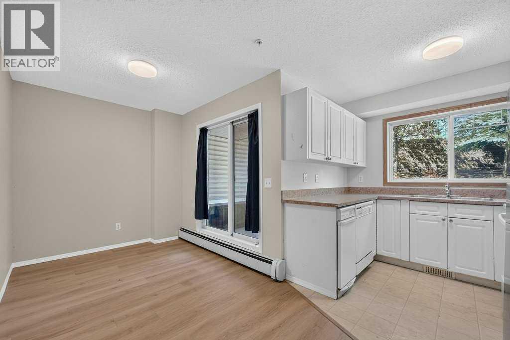 #106 11 Somervale View SW - 11