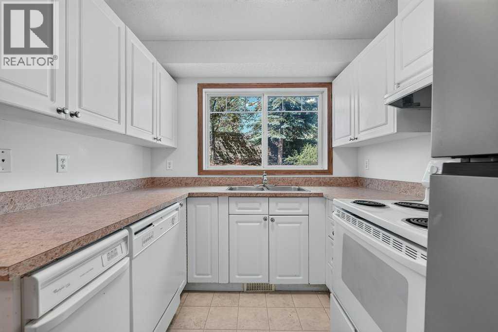 #106 11 Somervale View SW - 15
