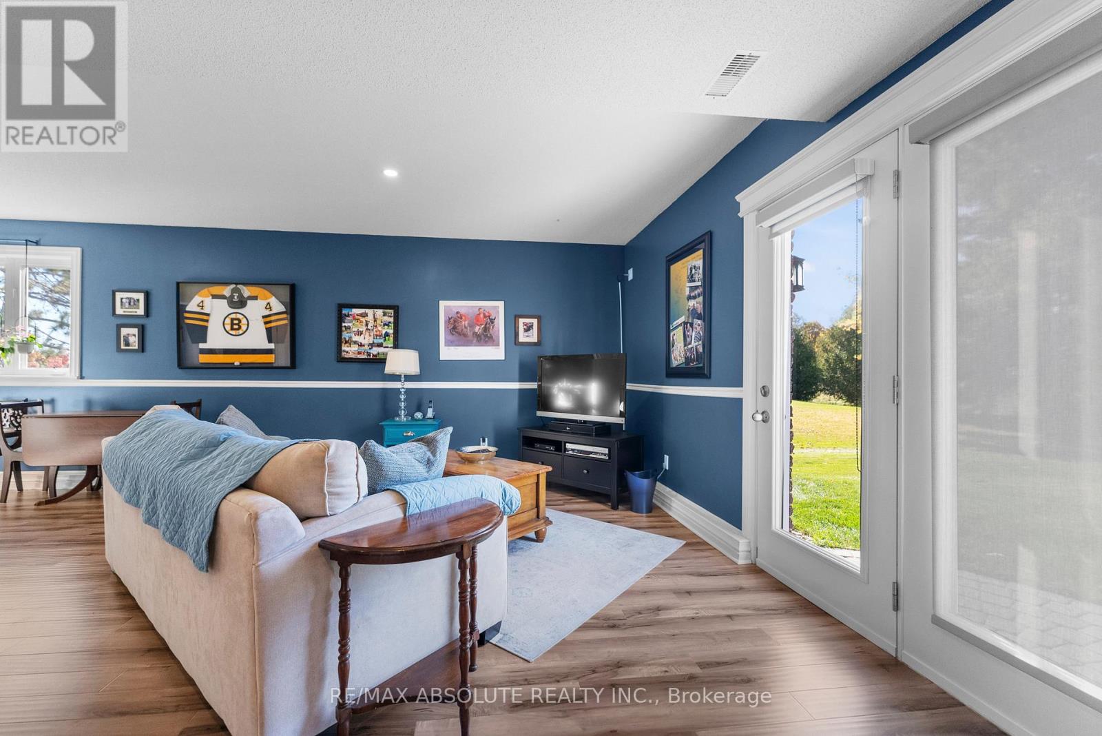 151 DUNCAN DRIVE - 32