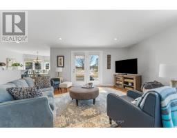 Recreational, Games room - 151 Duncan Drive, Mcnab/braeside, ON K7S0E1 Photo 9