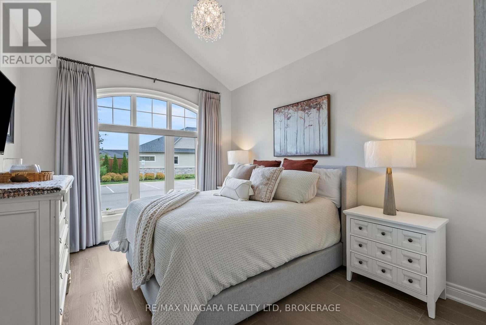 #32 154 PORT ROBINSON ROAD - Image 17