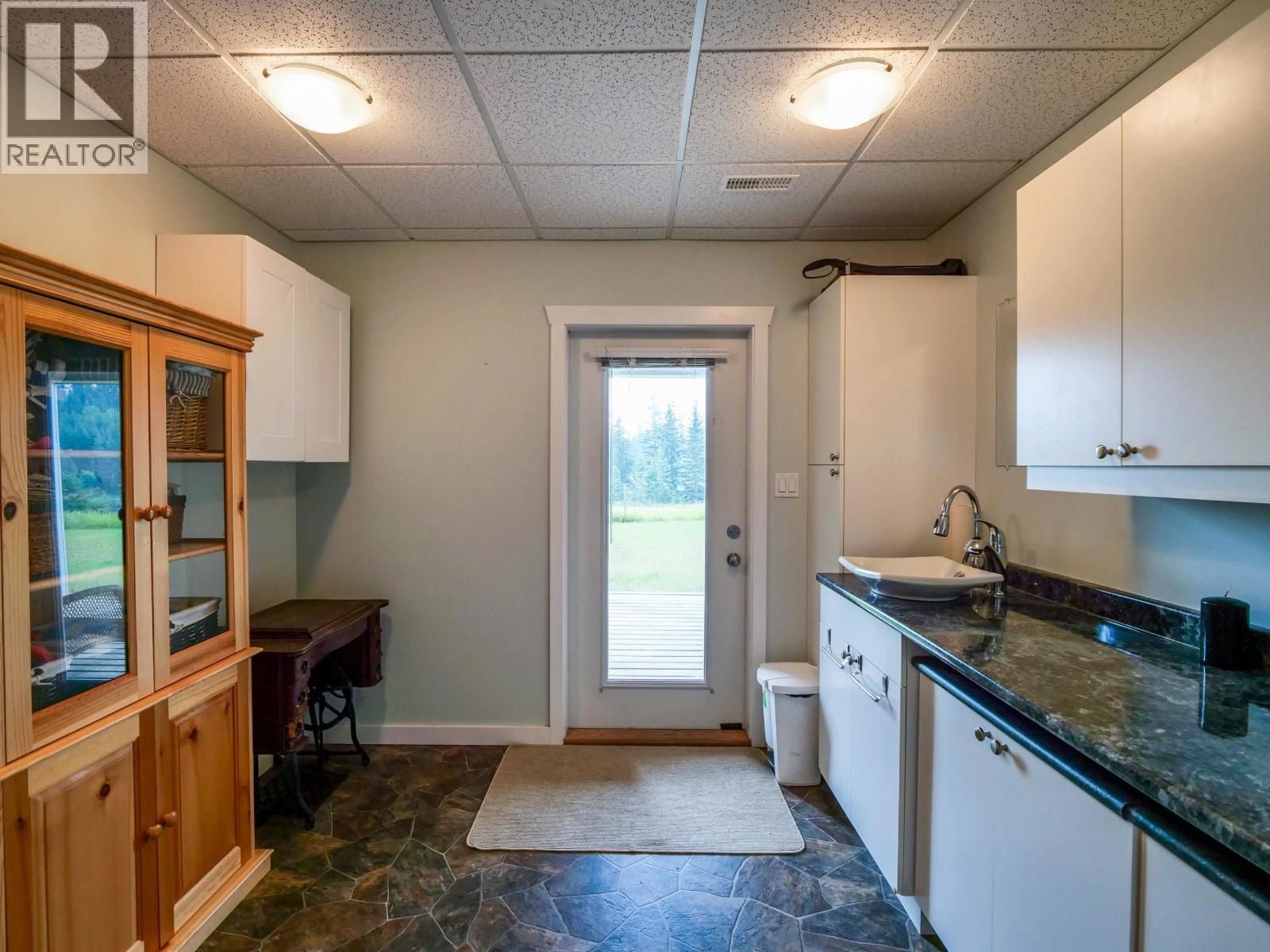 798 RUTTAN ROAD - 24