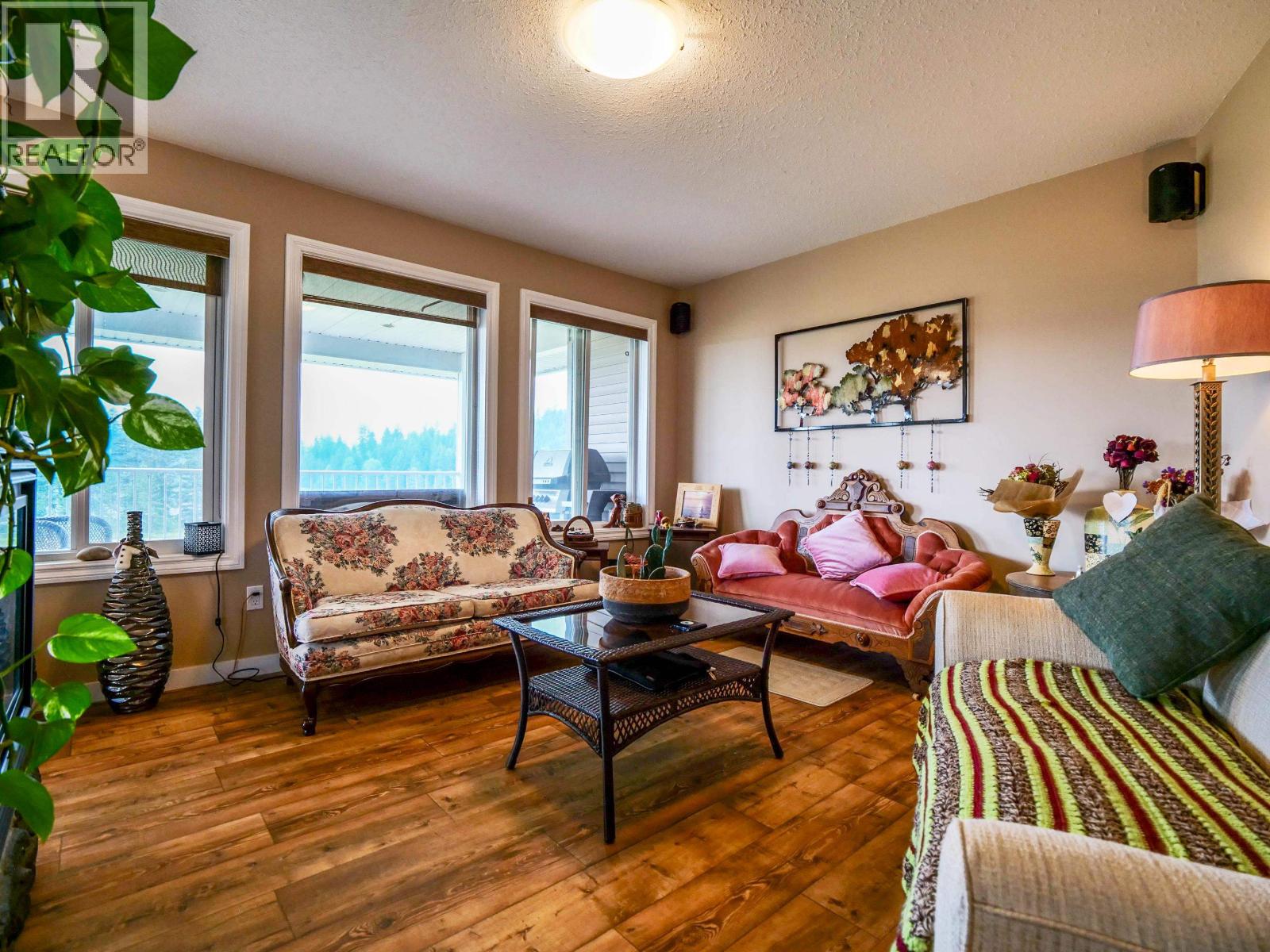 798 RUTTAN ROAD - 9
