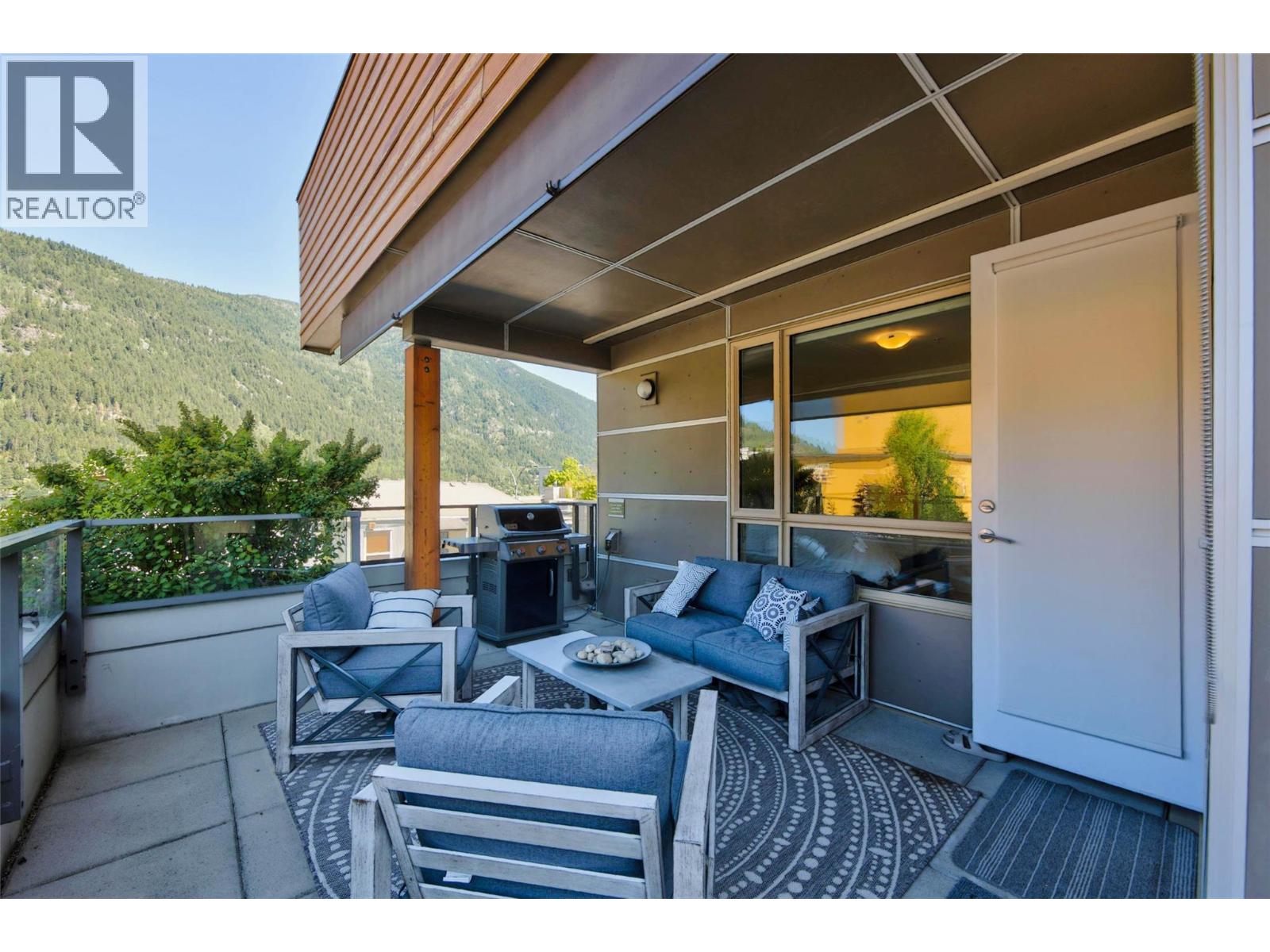 #215 710 Vernon Street - 41