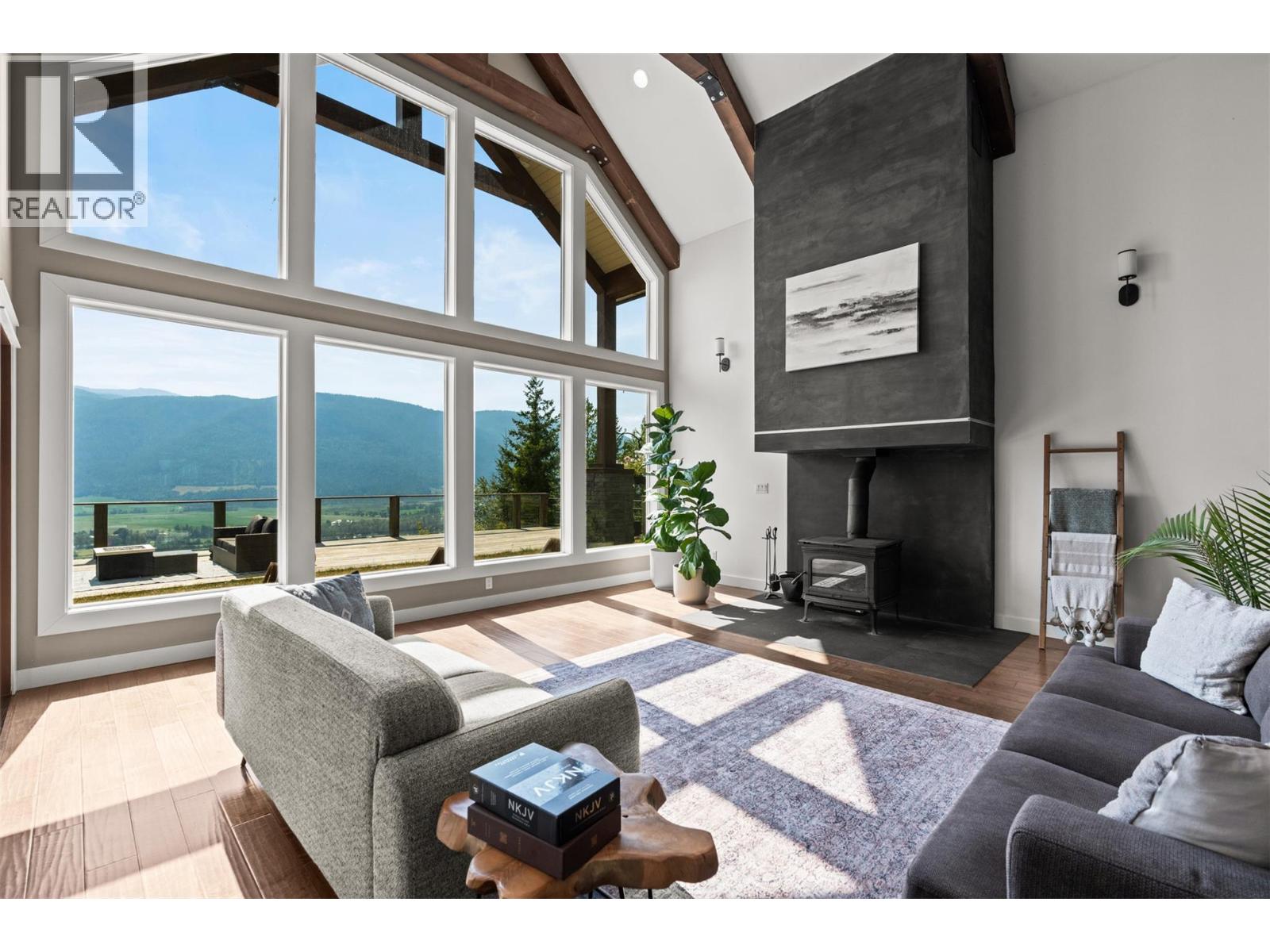 240 Grandview Bench Road - 20