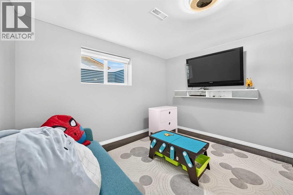 4932 Rundlehorn Drive NE - Image 36