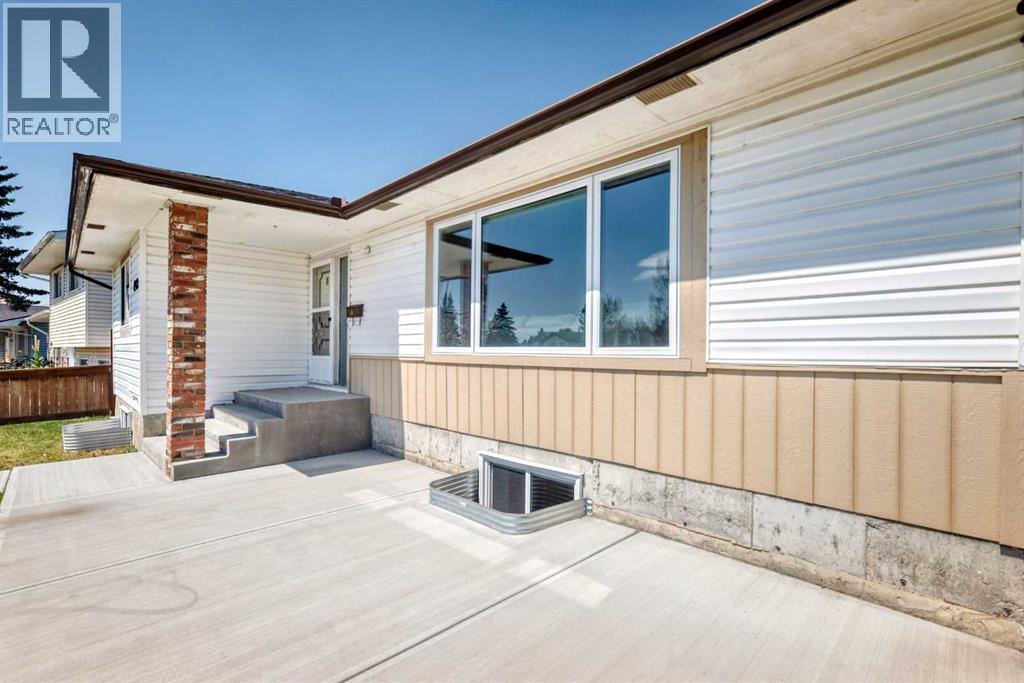 4932 Rundlehorn Drive NE - Image 49