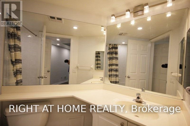 #207 30 HARRISON GARDEN BOULEVARD - 9