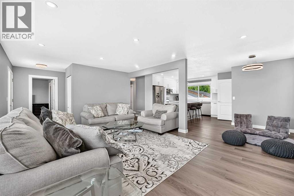 4932 Rundlehorn Drive NE, Rundle, Calgary photo 5
