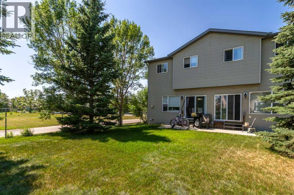604 7 Street NW - 21
