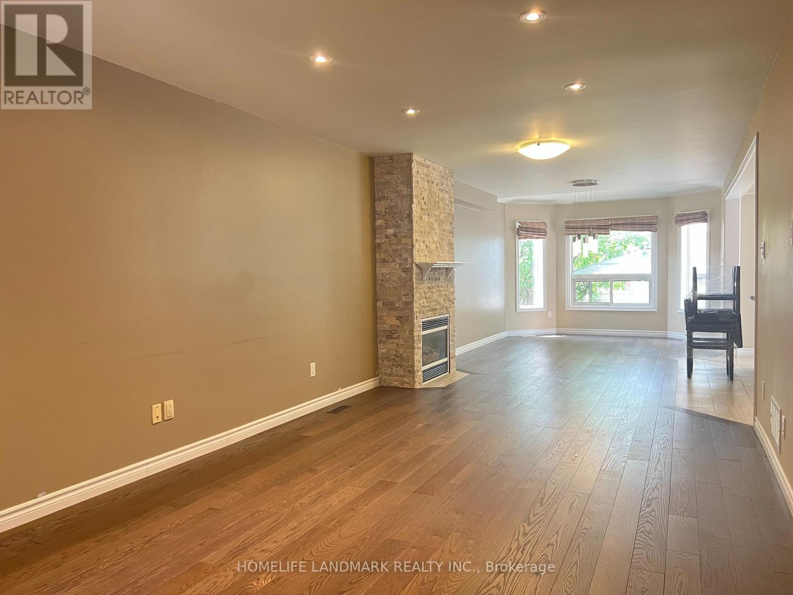 71 STEELE VALLEY COURT, Whitby (Rolling Acres) — photo 3
