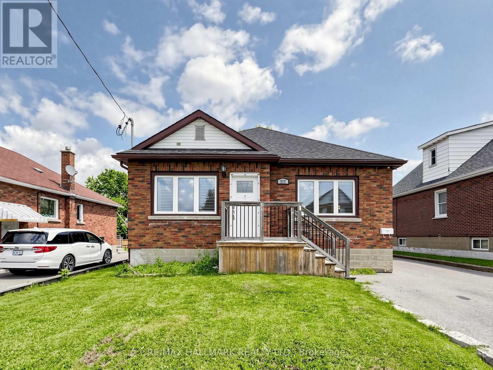 777 RITSON ROAD S - 1