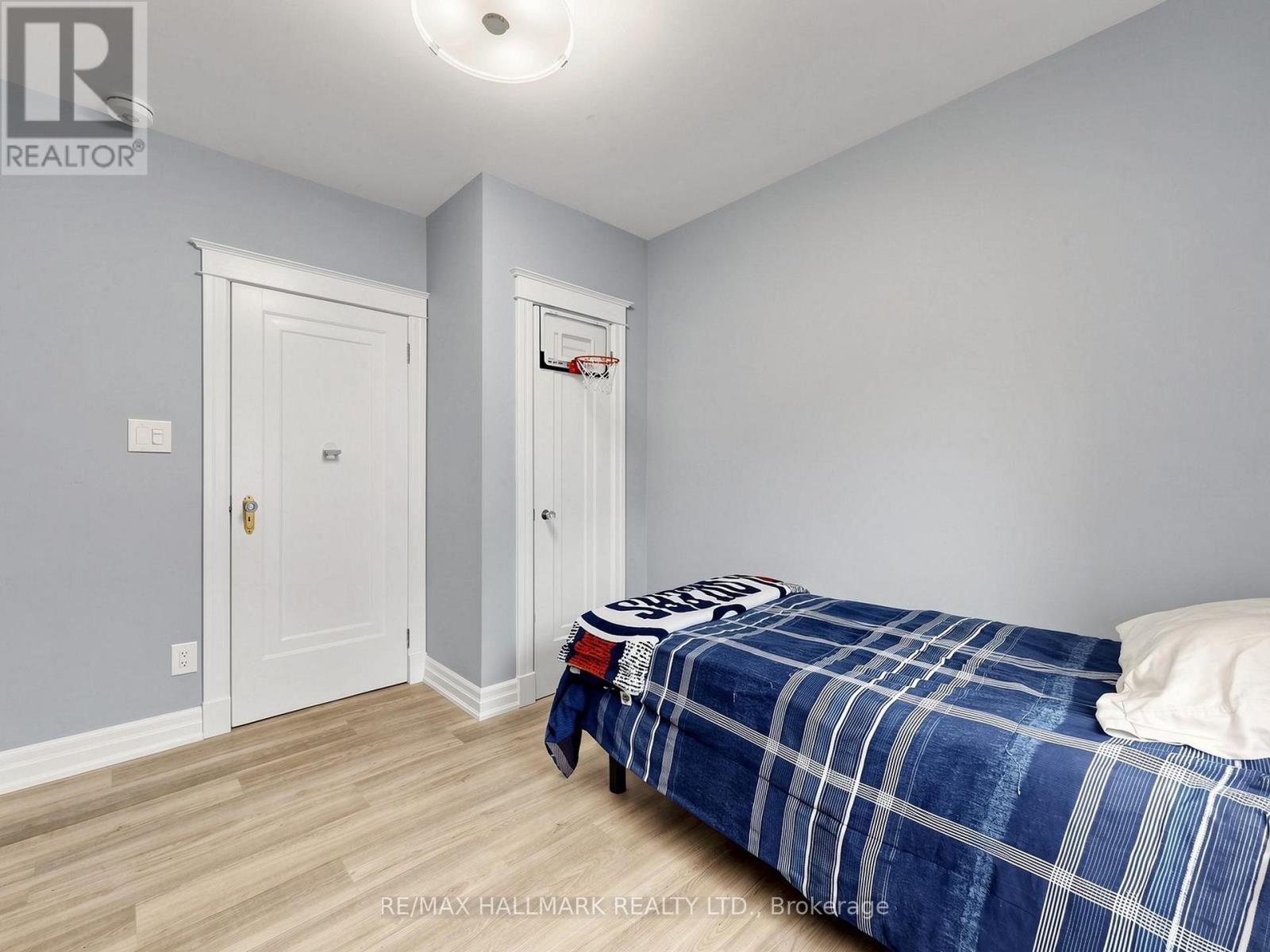 777 RITSON ROAD S - 14