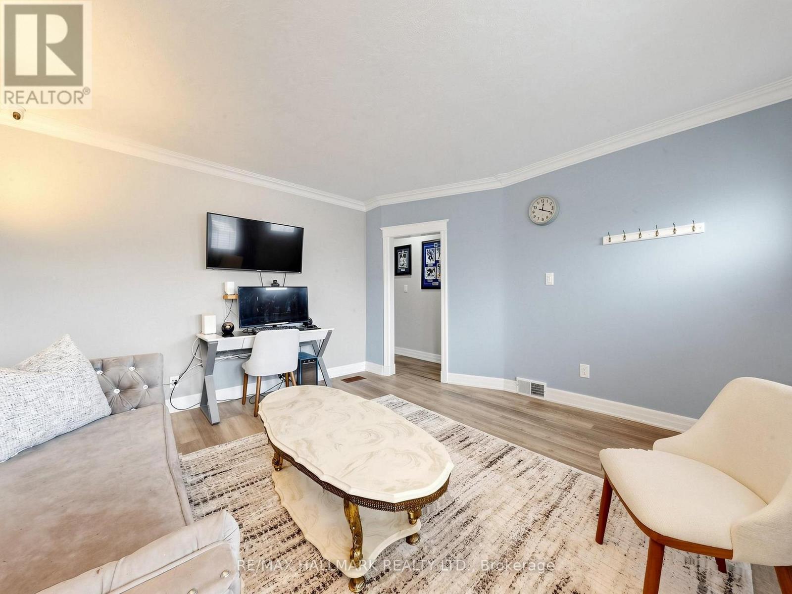 777 RITSON ROAD S - 5