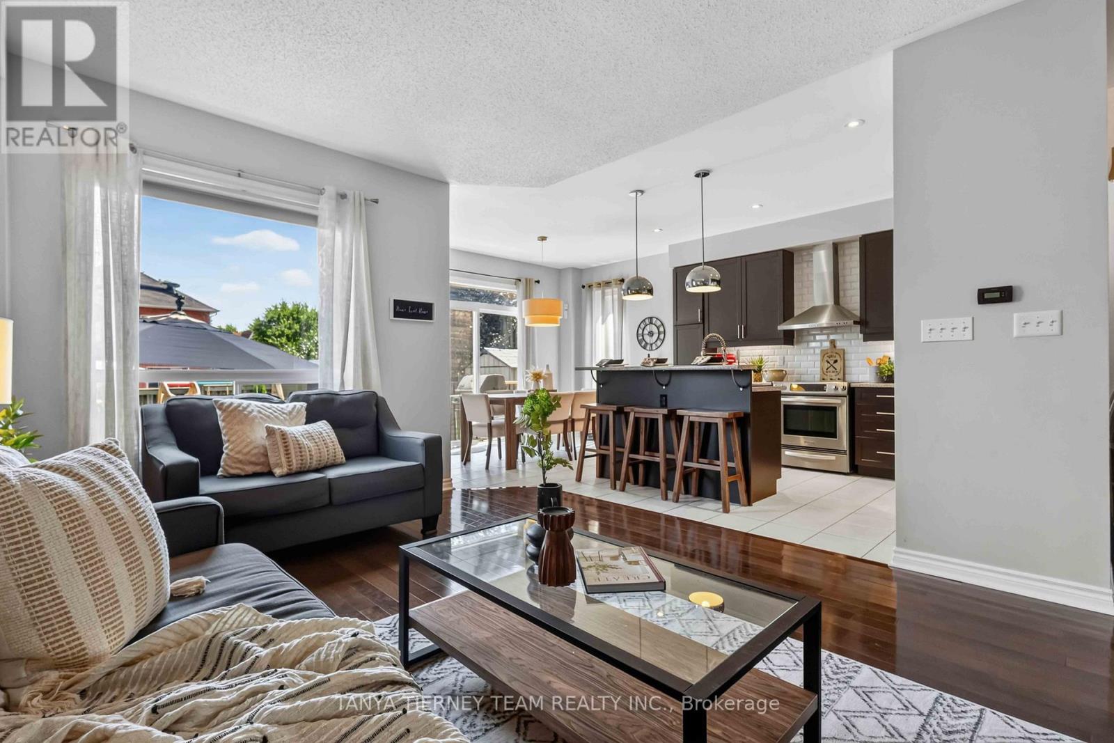 53 CHISWICK AVENUE - Image 12