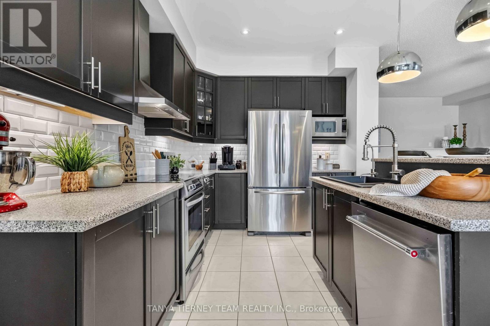 53 CHISWICK AVENUE - Image 20