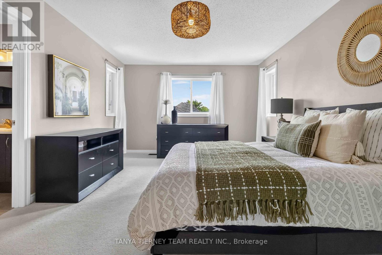 53 CHISWICK AVENUE - Image 30