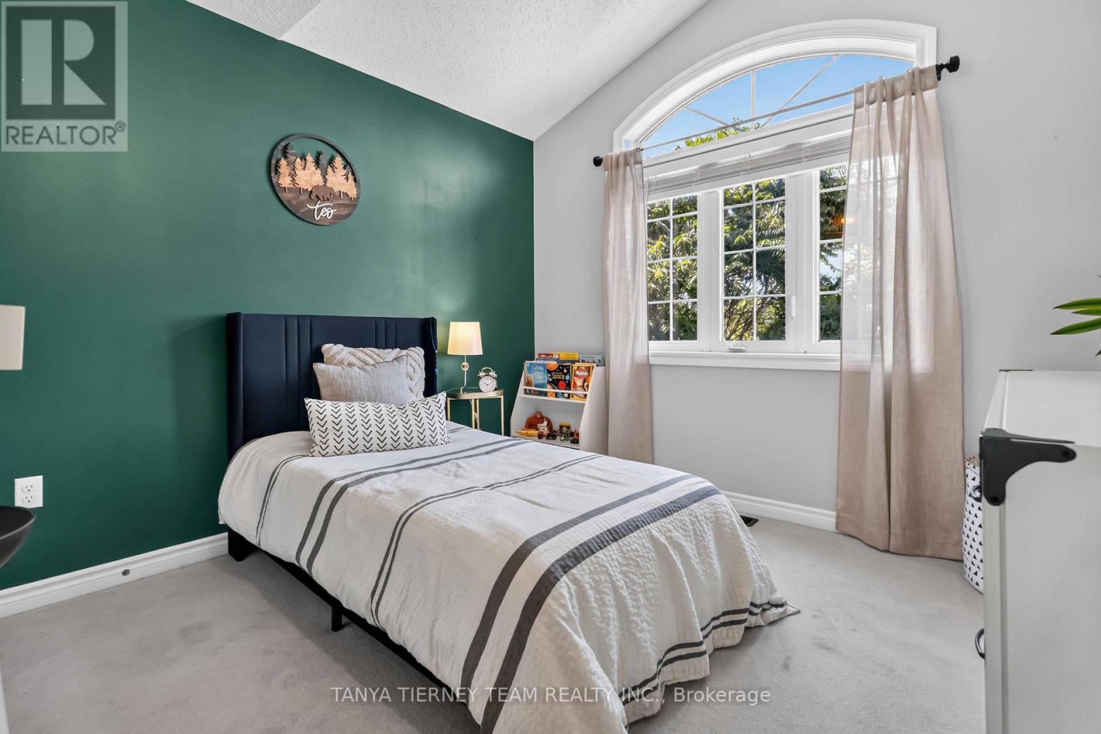 53 CHISWICK AVENUE - Image 34