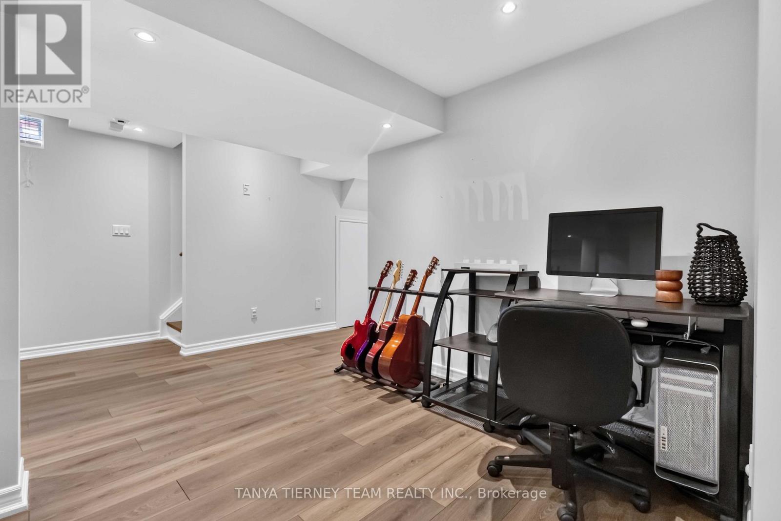 53 CHISWICK AVENUE - Image 43