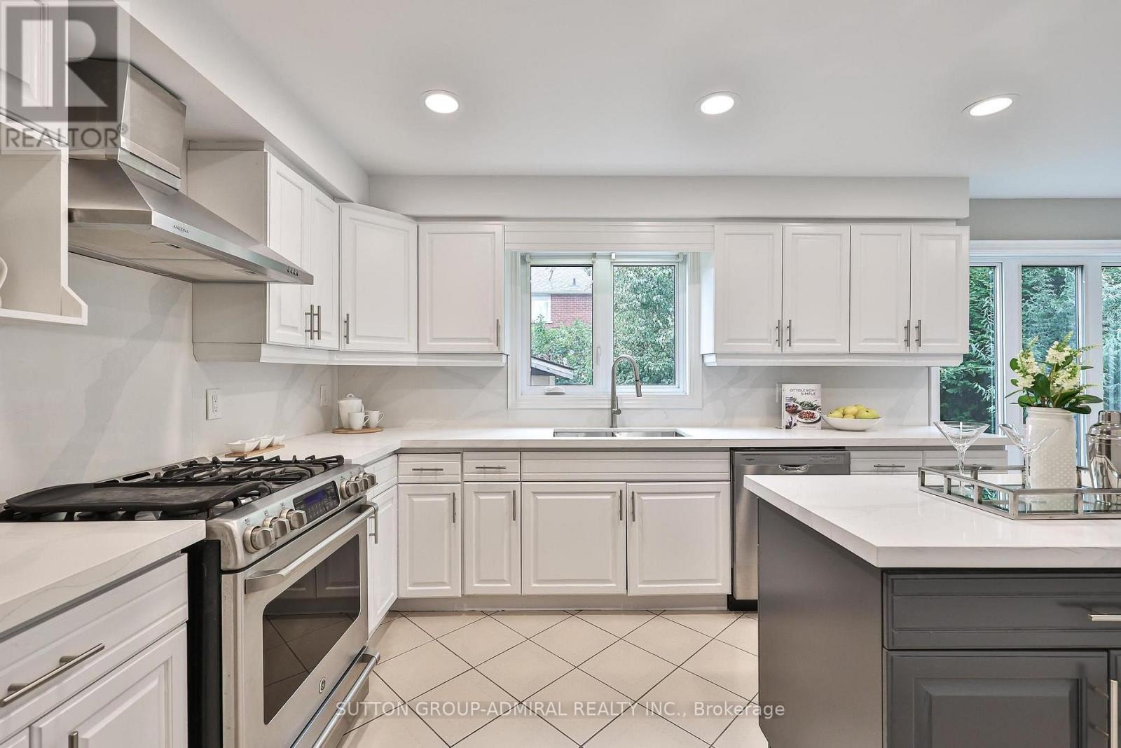 27 GREEN ACRES ROAD - 18