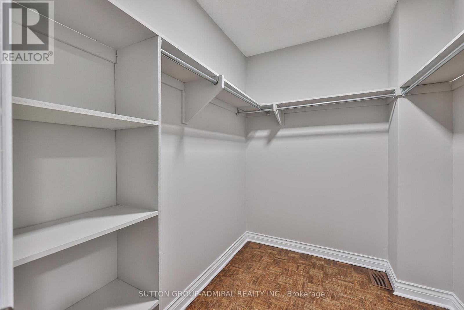 27 GREEN ACRES ROAD - 29