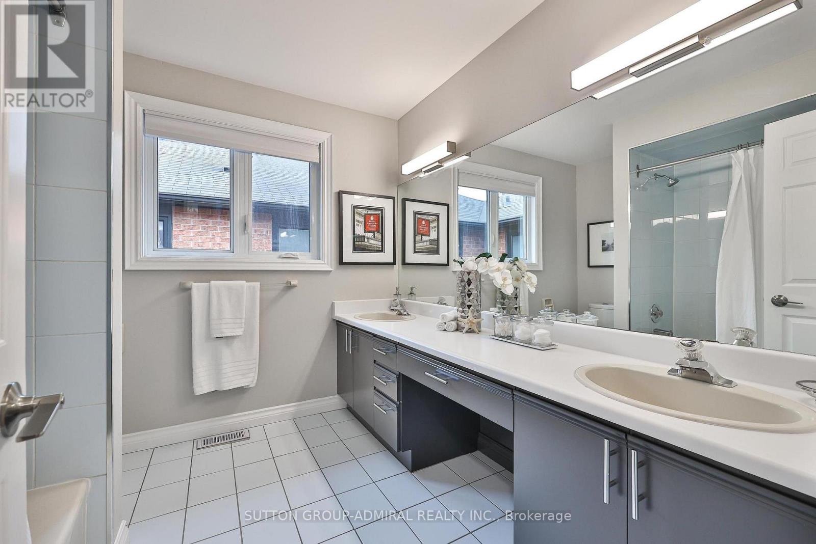 27 GREEN ACRES ROAD - 33